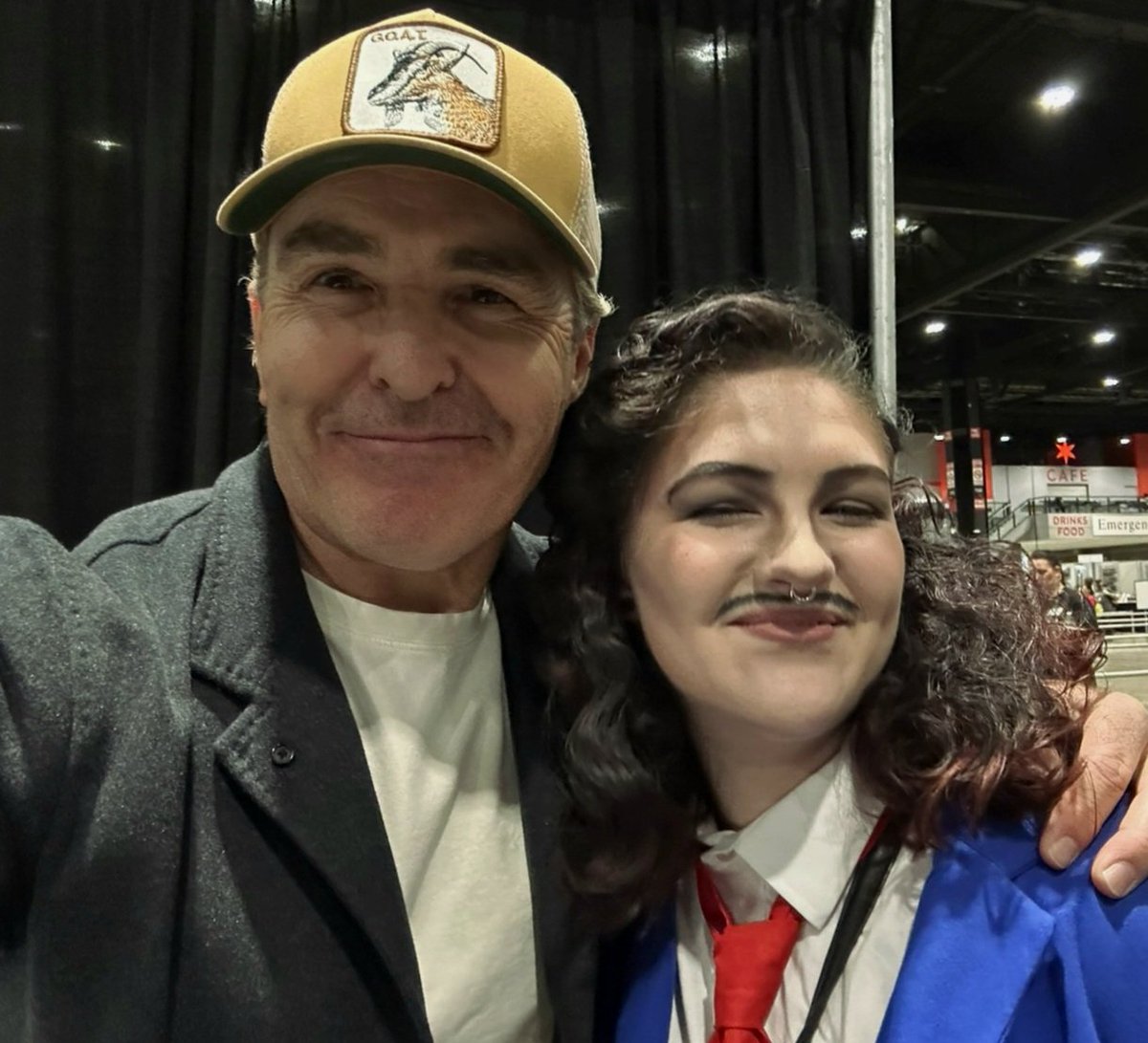 fruitygutz's tweet photo. i got to meet the fantastic Nolan North this week at c2e2 ! he was so funny and talked to me as richtofen many times - also humored my indulgent autograph quote request :3

#c2e2 #codzombies #edwardrichtofen https://t.co/ZhXuLBAM2X
