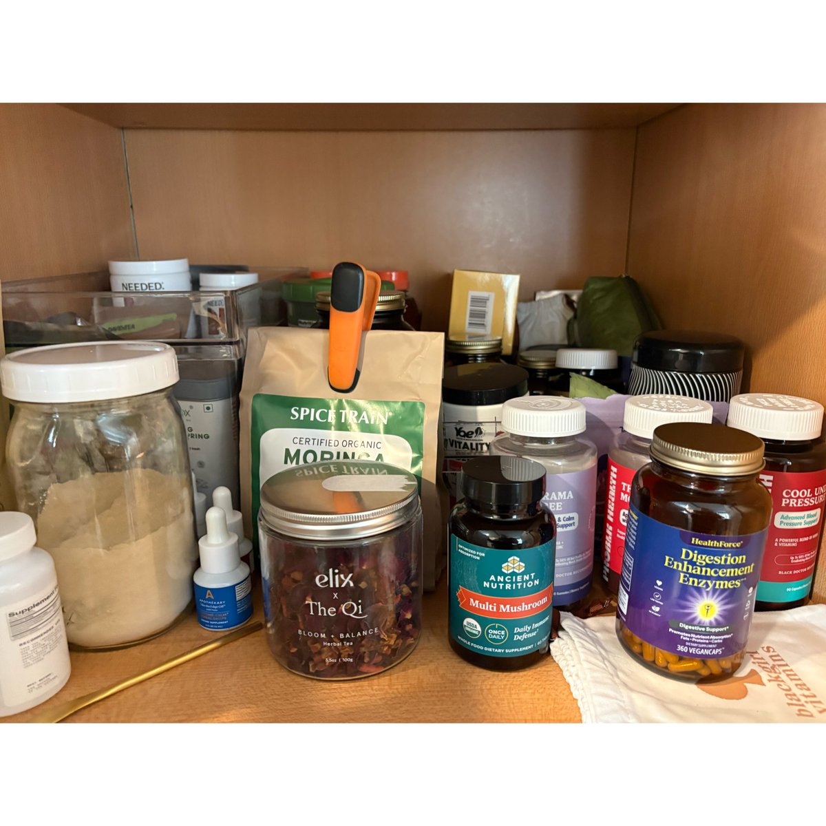 “Rest brings us back to the
gentlest versions of ourselves”.

&amp; that looks like: appreciation of new flowers, getting back on track with healthy foods and organizing the health shelf ❤️. Truly thankful 🙏🏽✨. 

#Sunday #reset #nature #health #wellness