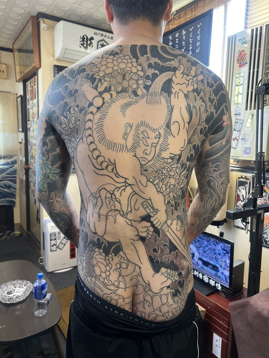 初代彫天分家 彫憧 tweet media