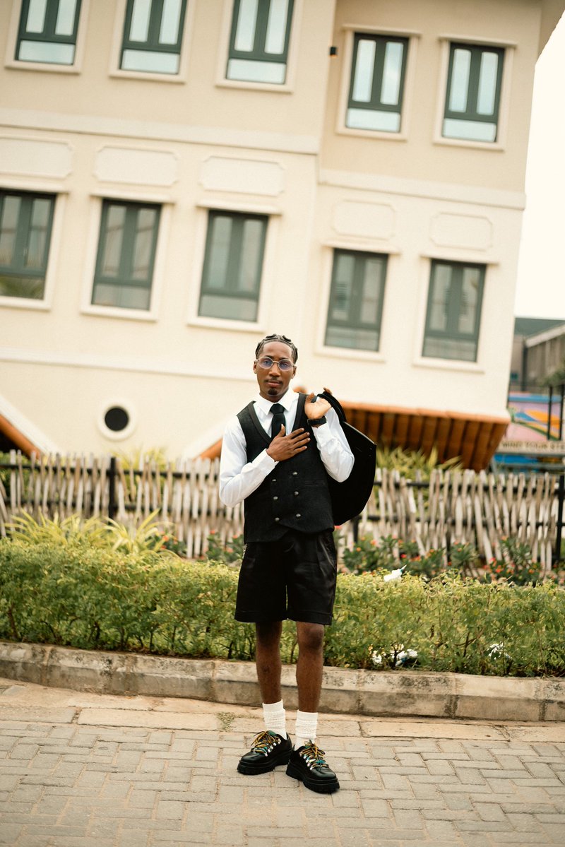 adesokan kehinde Hussain tweet media