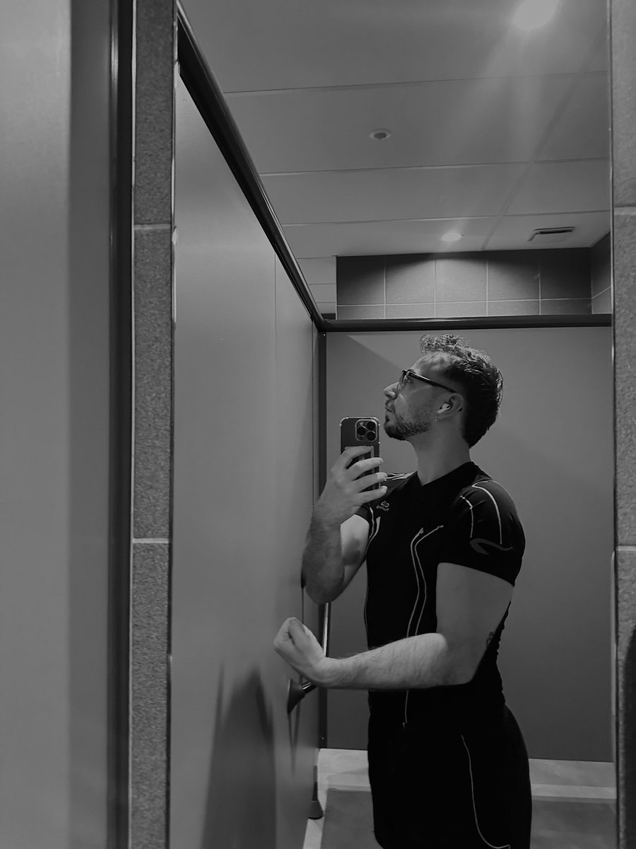 Flavio ☀️ tweet media