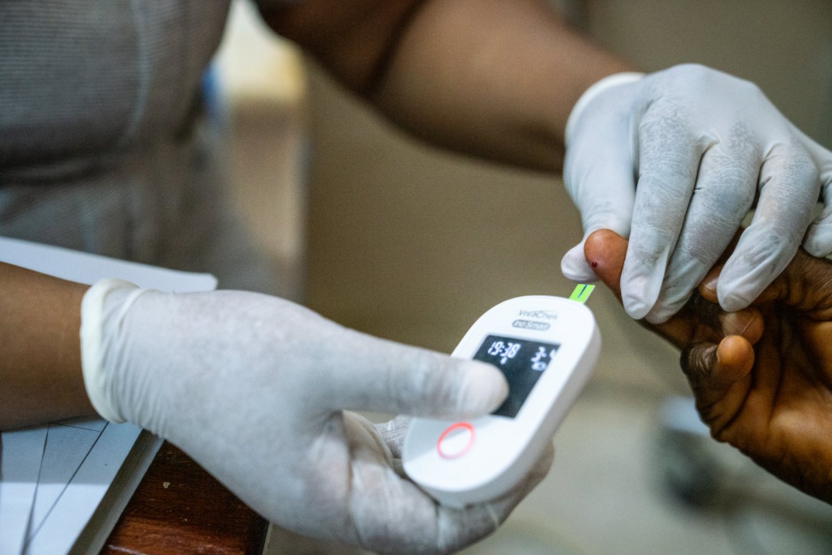 Alcohol &amp; Diabetes:

If you have diabetes, alcohol can be risky—especially hours after drinking.

In Africa, diabetes causes about 216,000 deaths every year. That is one death about every 2½ minutes.

If you drink:
· Choose dry wine or spirits without sugar
❌ Avoid beer and