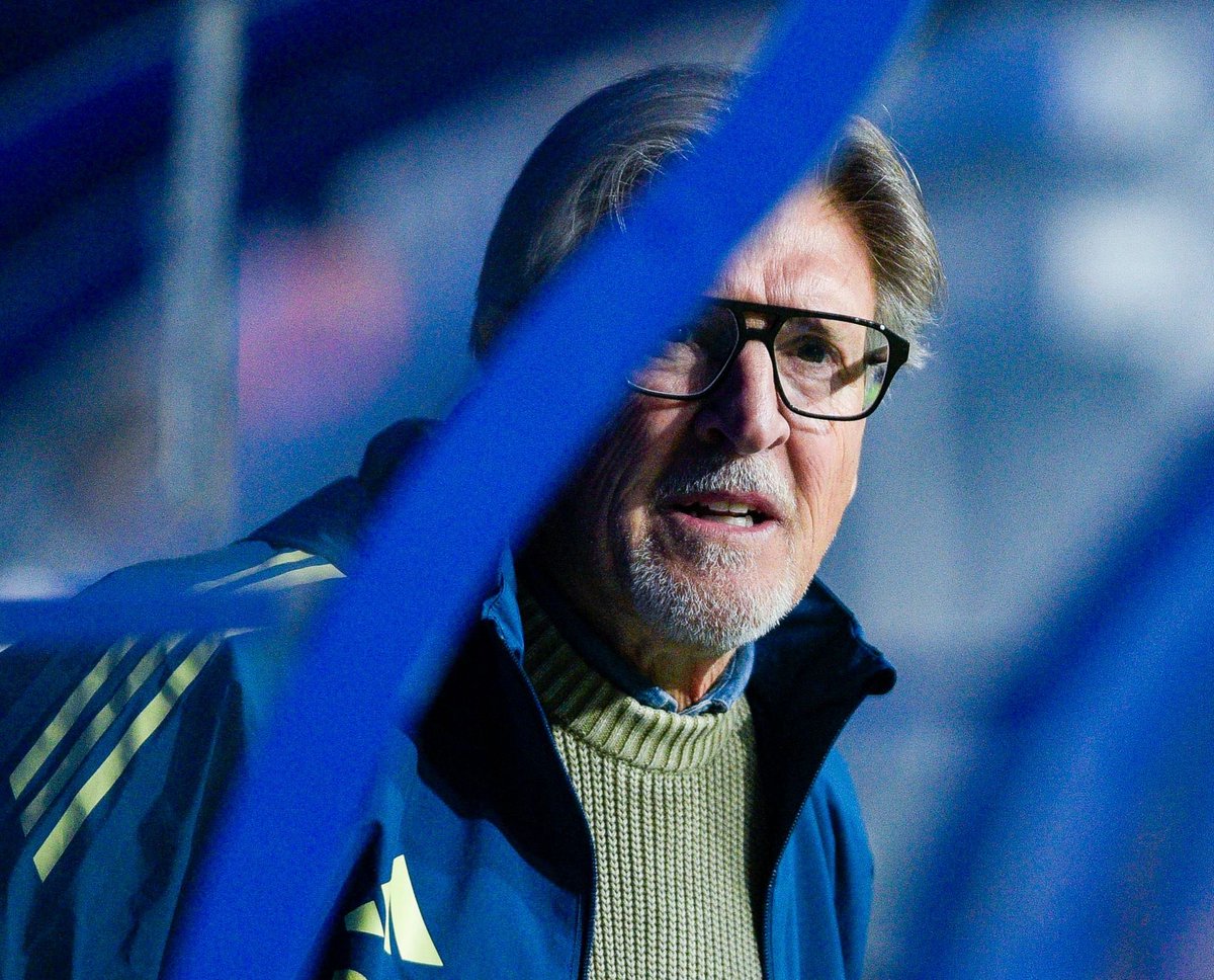 𝑺𝒂𝒍𝒊𝒎𝒐𝒔 𝒅𝒆𝒍 𝒃𝒂𝒓𝒓𝒐. 𝑵𝒐𝒔 𝒔𝒂𝒄𝒂𝒓𝒐𝒏 𝒅𝒆𝒍 𝒃𝒂𝒓𝒓𝒐.

#RealOviedo100
#RealOviedo 🔵⚪️