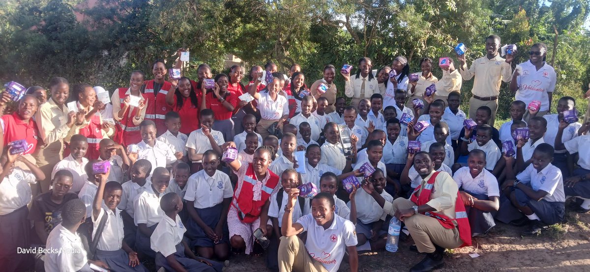 gracepads's tweet photo. St. Julian High School Gayaza Red Cross Club empowered girls at Buwanuka PS Kakiri on menstrual hygiene &amp; health, advancing the @UgandaRedCross Cross Keep a Girl in School programme. Promoting dignity &amp; improving school retention for every girl. #MenstrualHygiene #KAGIS https://t.co/ZmRwpsdcqe