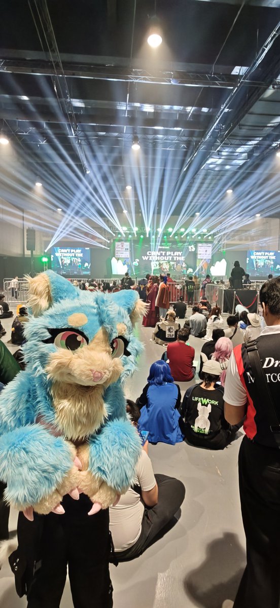 Nixie Bluebell tweet media