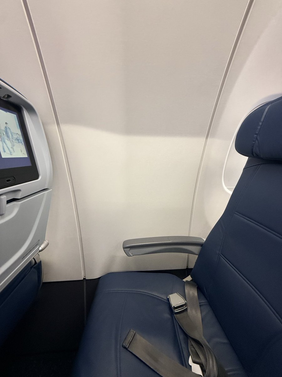 global_nomad_'s tweet photo. This is my window seat by @Delta 
And someone forgot their chewing gum while @Delta forgot to clean it! 🤮 https://t.co/n4Qb2ZDBTU