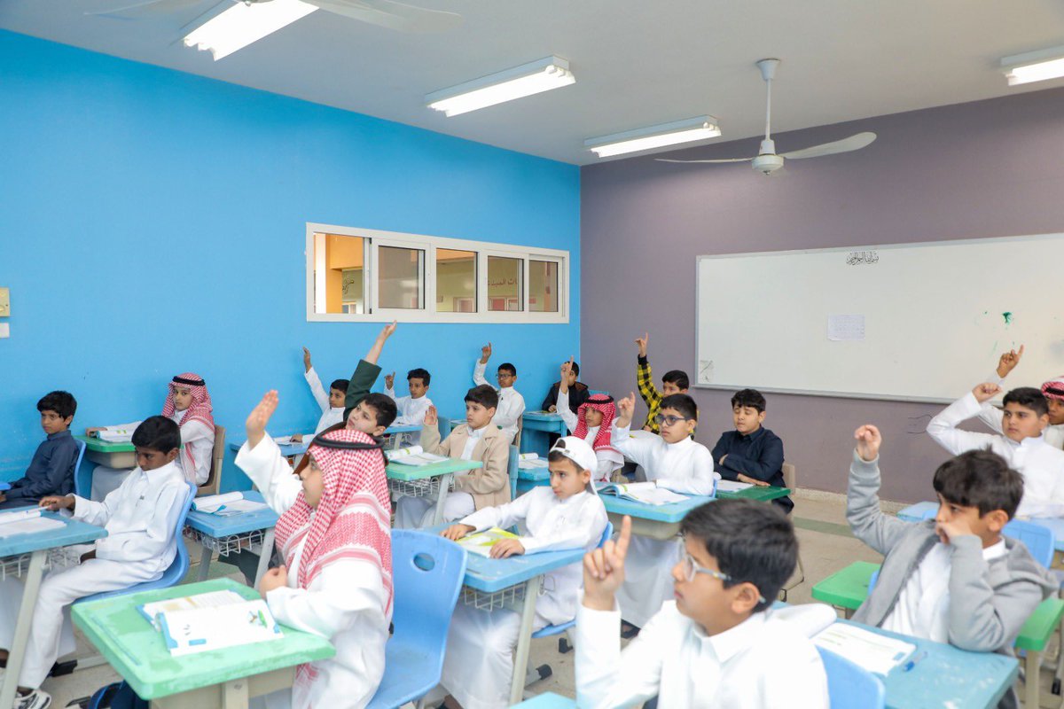 وكالة تعليق الدراسة tweet media