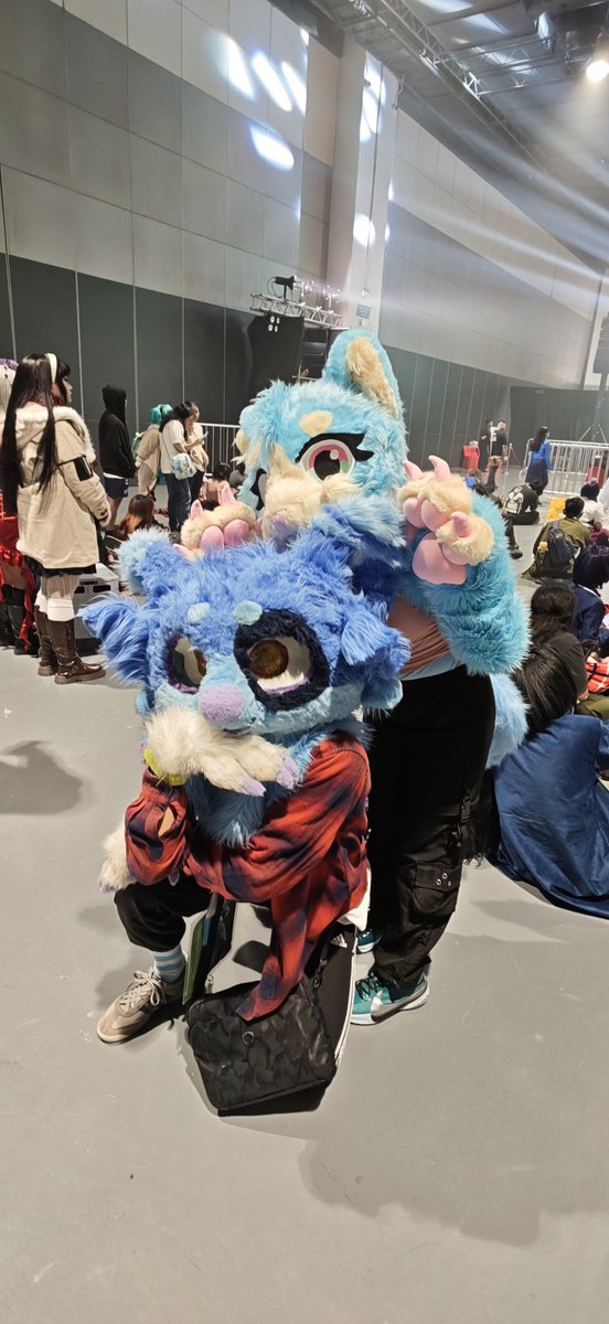 Nixie Bluebell tweet media