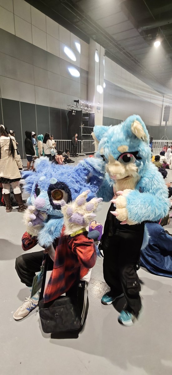 Nixie Bluebell tweet media