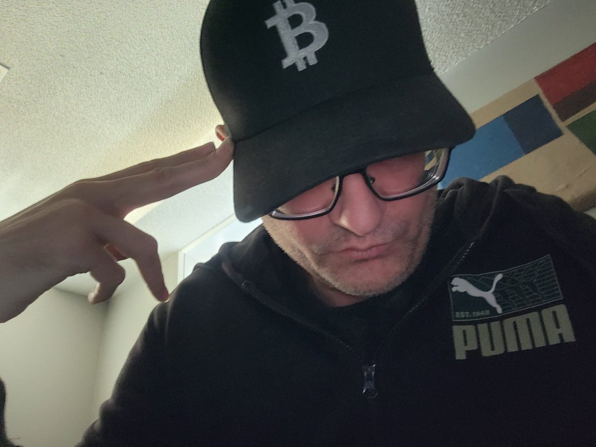 keRRy ⚠️ tweet media