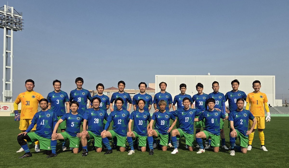 UKON19's tweet photo. 全日本O-40サッカー選手権
東京都予選決勝
FCフエンテ東久留米
0-2
エリース東京

初めての決勝の舞台
聖地西ケ丘サッカー場

48歳になっても
好きなことで素敵な場所で
サッカーができる

東京No.2

一緒に戦ってきた仲間と
こんな景色でサッカーできた
幸せな1日でした

ただ悔しいからリベンジ！ https://t.co/clmGFDdt95