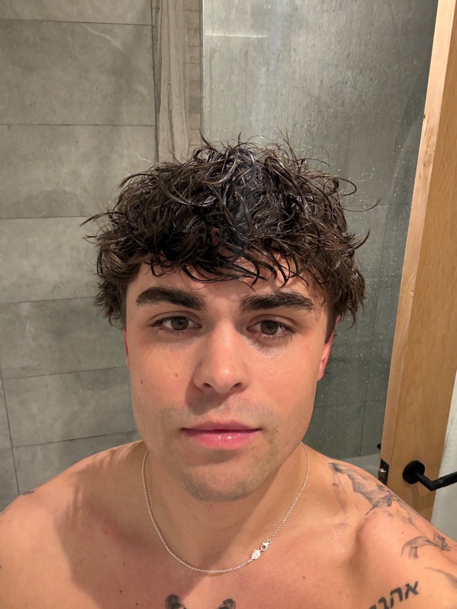 Rhettland tweet media