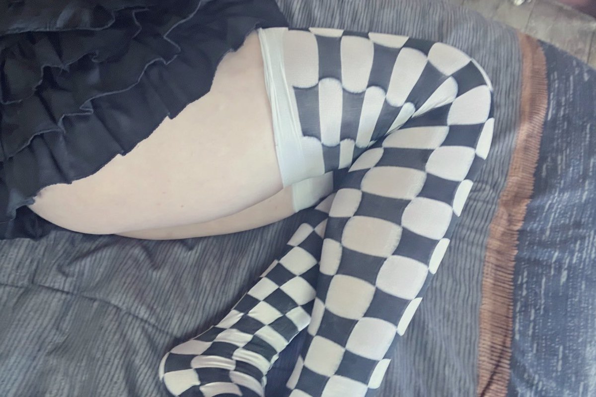 vampire fem UwU🖤 tweet media