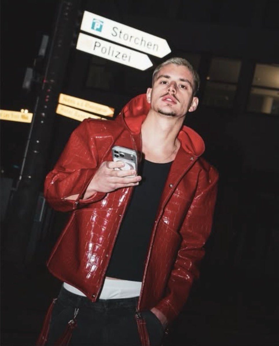 Elaaa✨ tweet media