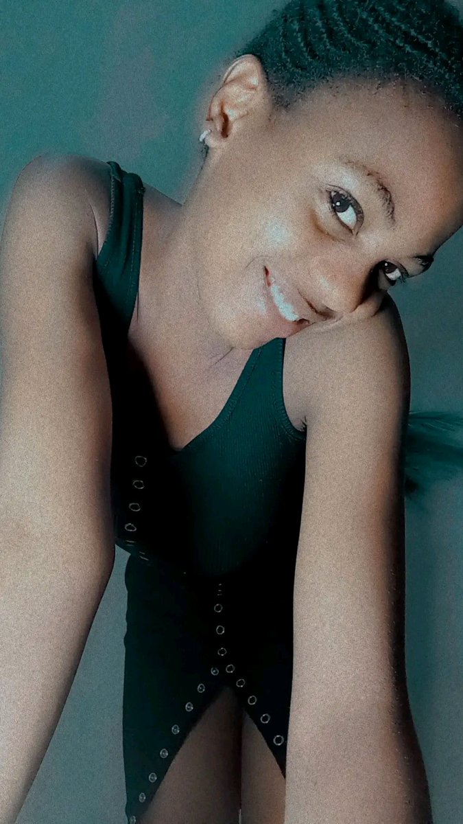 Ms. Melan tweet media