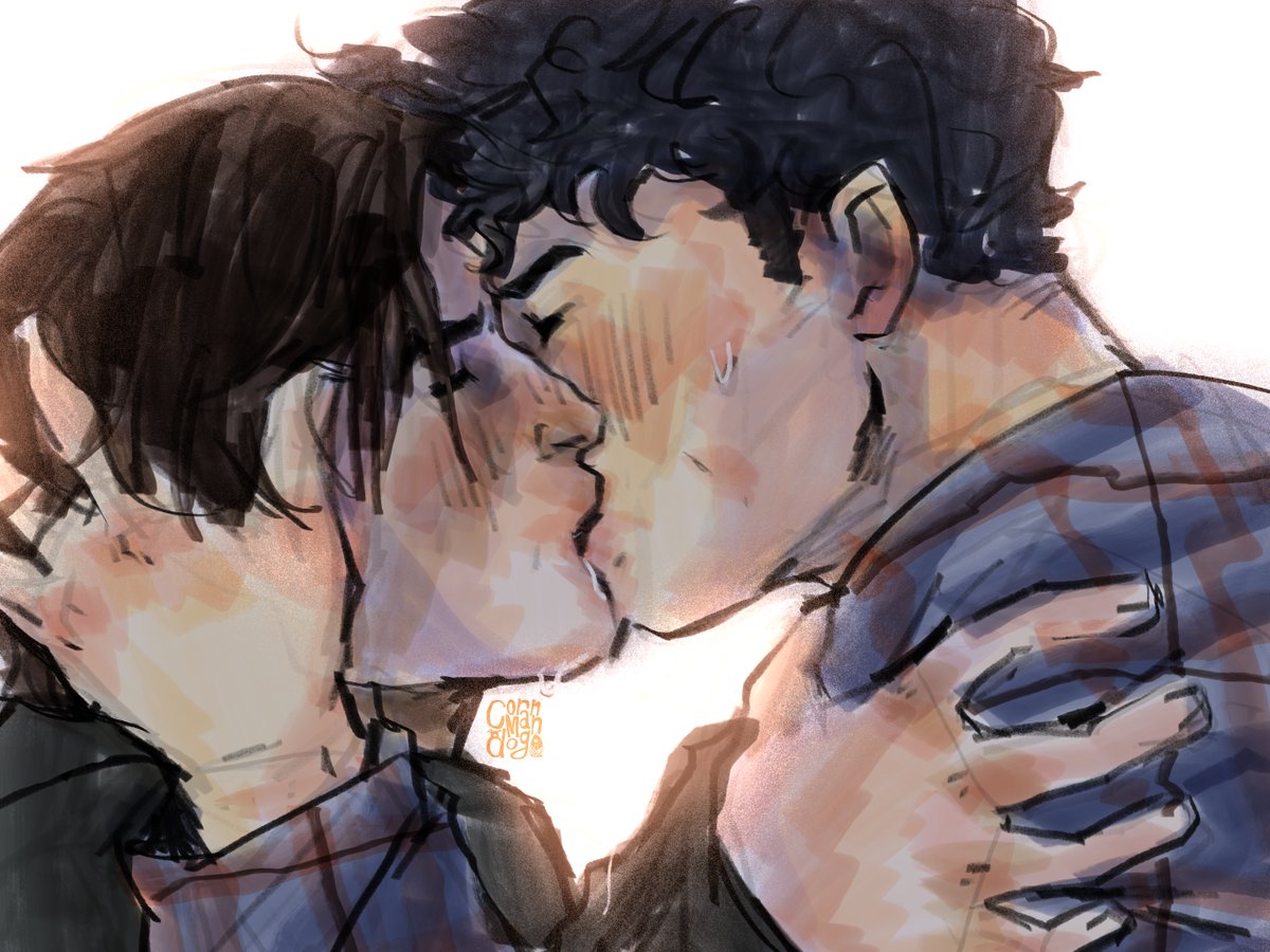 VickyThePopStar's tweet photo. NOW KISS #superbat https://t.co/QD18fSX0mt