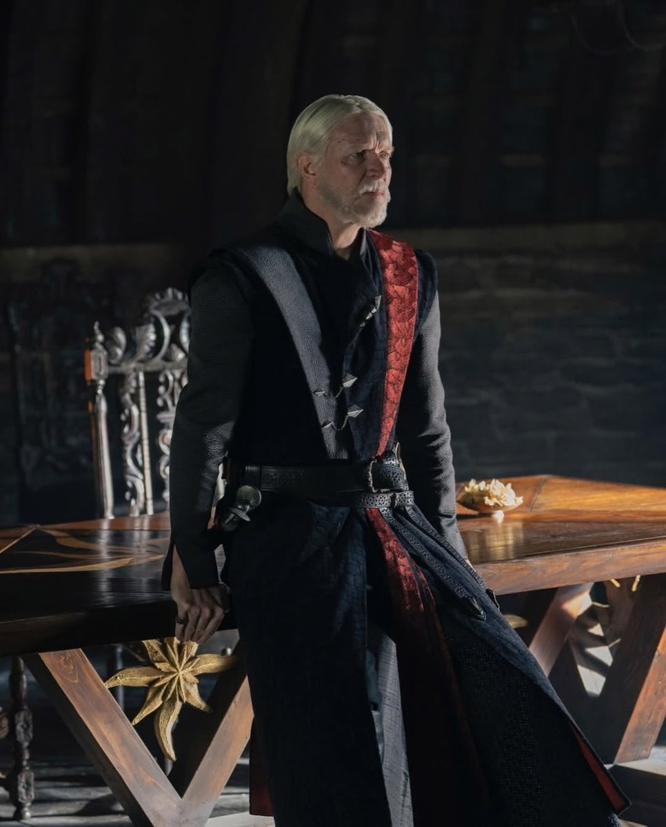 atomicjinxxx's tweet photo. I’m not a Targaryen but they’re going to be calling me a dragon rider after I’m done with them 😋

#BaelorTargaryen #MaekarTargaryen #aknightofthesevenkingdoms #gameofthrones https://t.co/pxUmS2nwwv