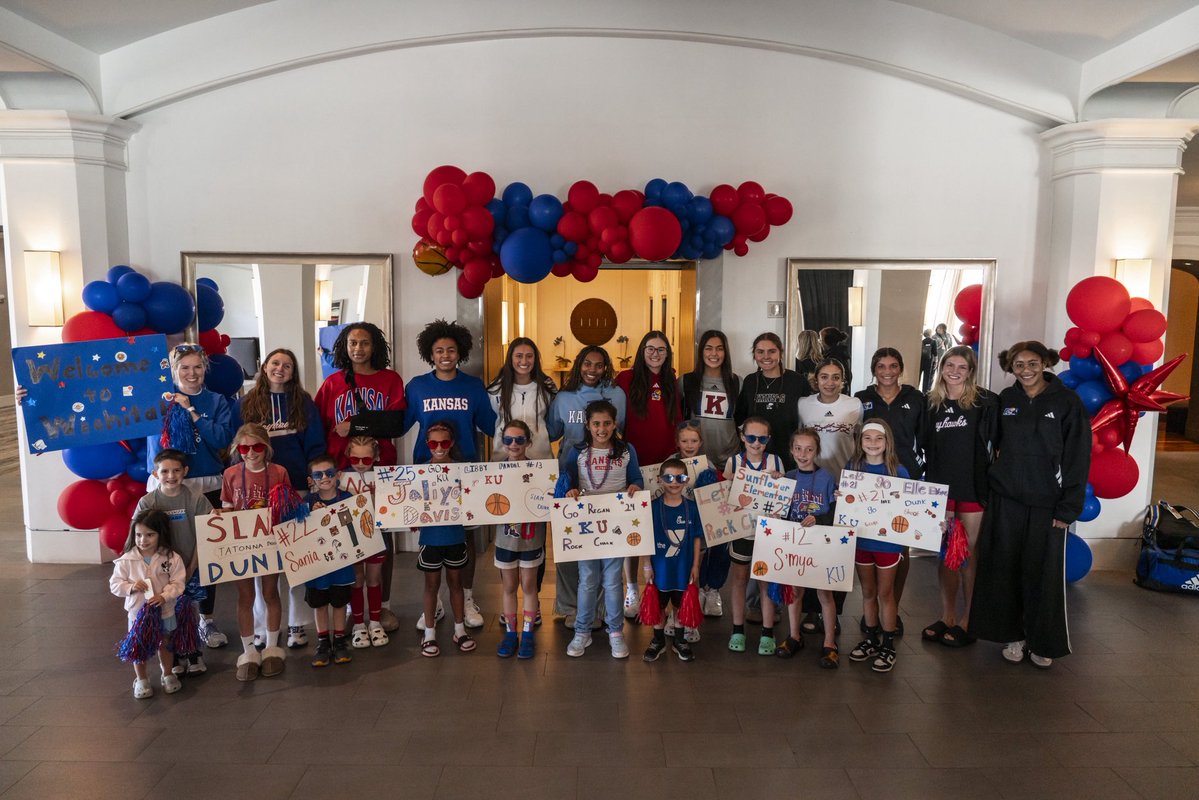 Kansas Women's Basketball tweet media