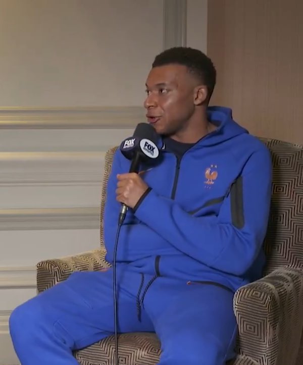 بآستيان tweet media