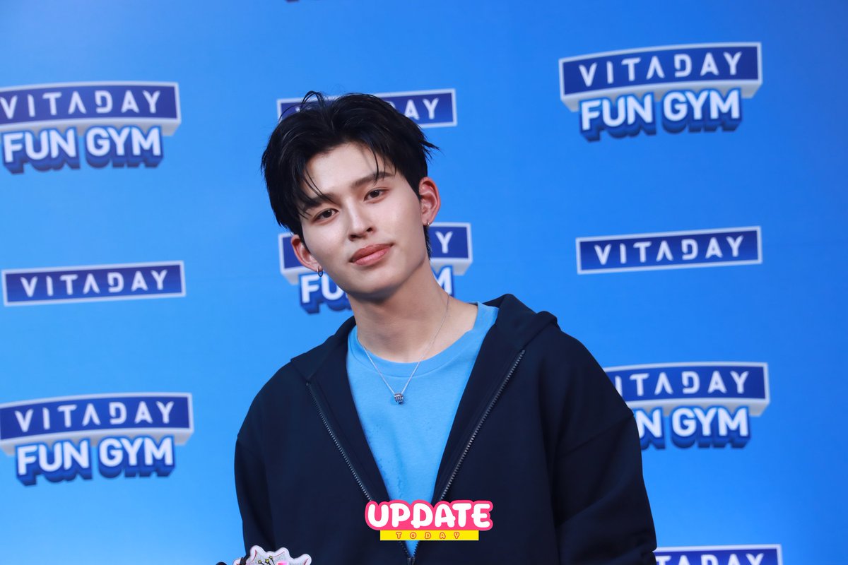 UPDATE TODAY tweet media