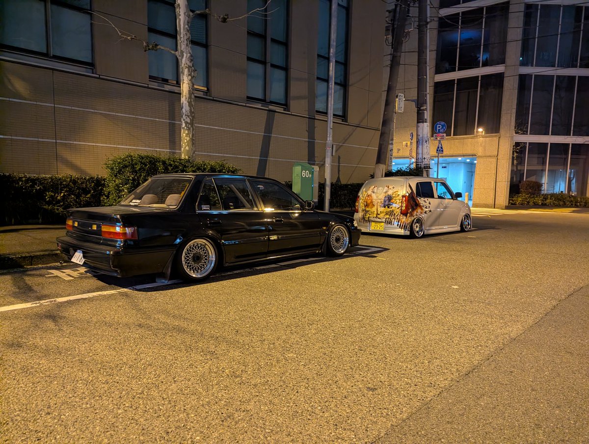 コンコン tweet media