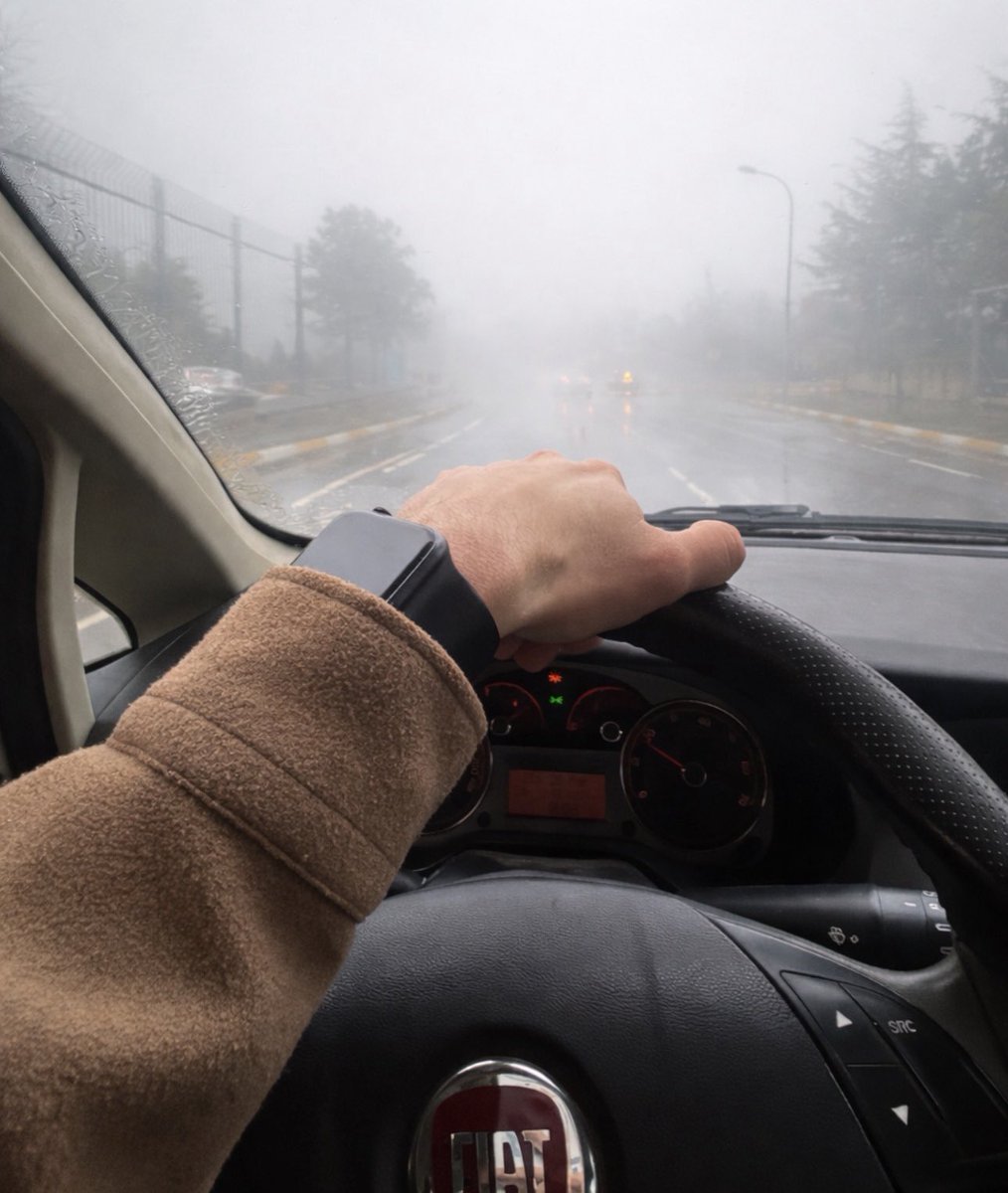 Pendik Sabiha Gökçen Havalimanı'nda yoğun sis nedeniyle 127 uçuş iptal edildi !