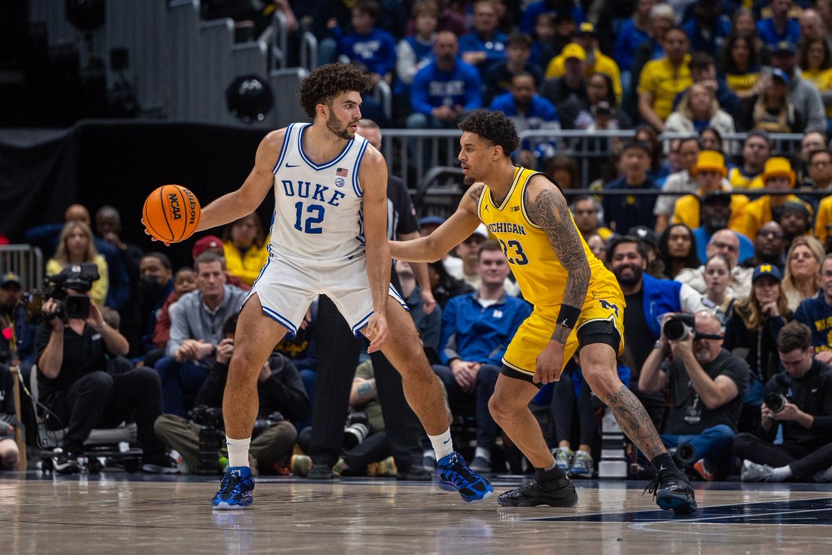 Unbiased Dez tweet media