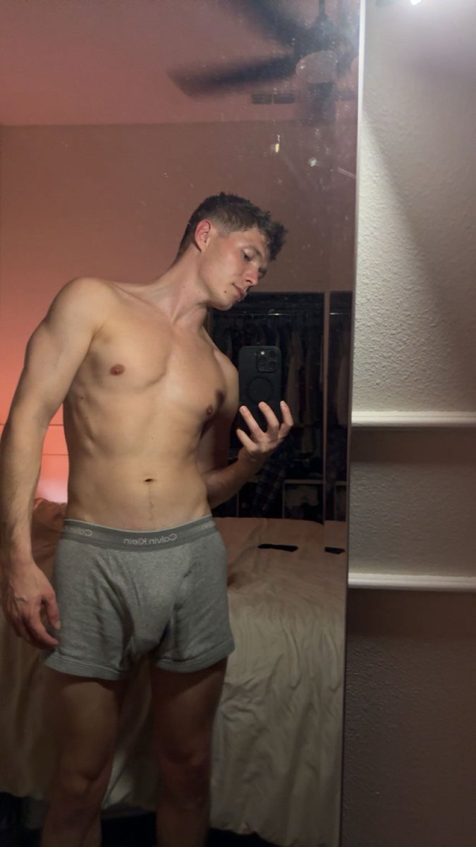 technotwink tweet media