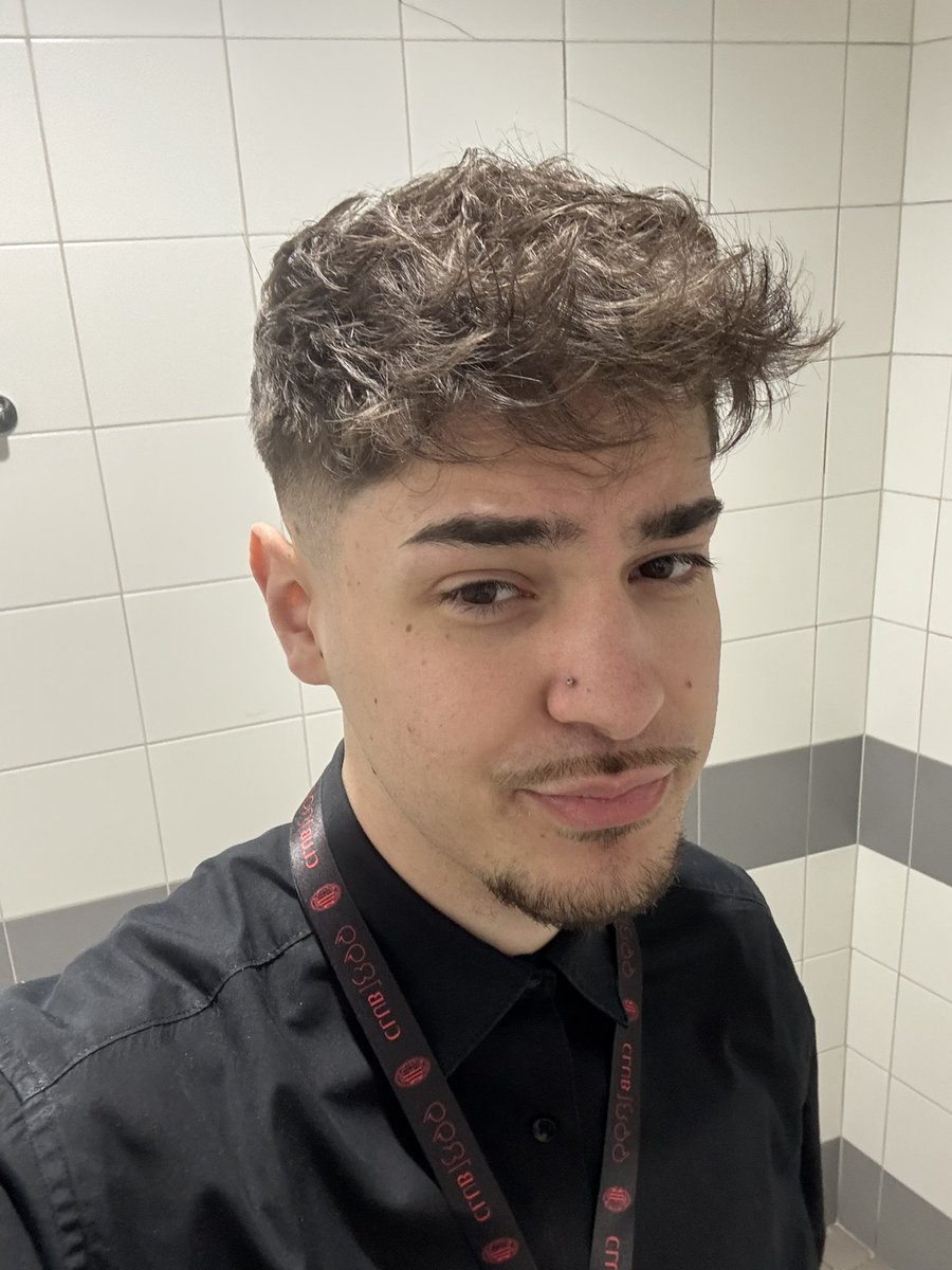 𝔉𝔯𝔞𖣂︎ tweet media