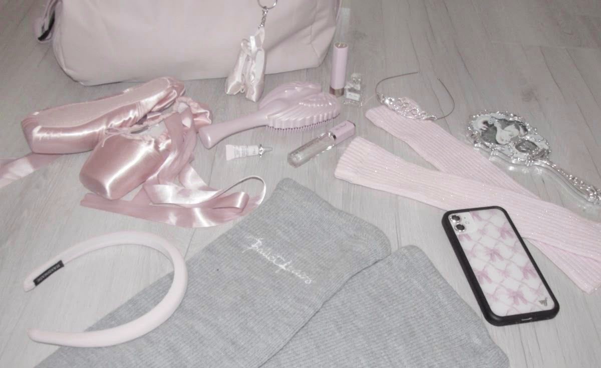 ᢉ𐭩 . dove ꒱ tweet media