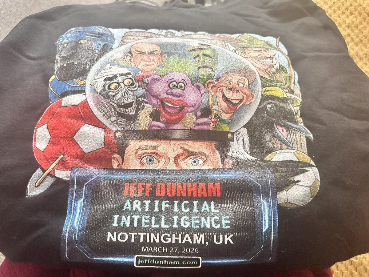 It’s arrived <a href="/jeffdunham/">Jeff Dunham</a> 
Love a good hoodie &amp; this one has Peanut, as well as my fav ice hockey team &amp; football club 🙌🏻🤩 #artificalintelligencetour #jeffdunham #nottingham