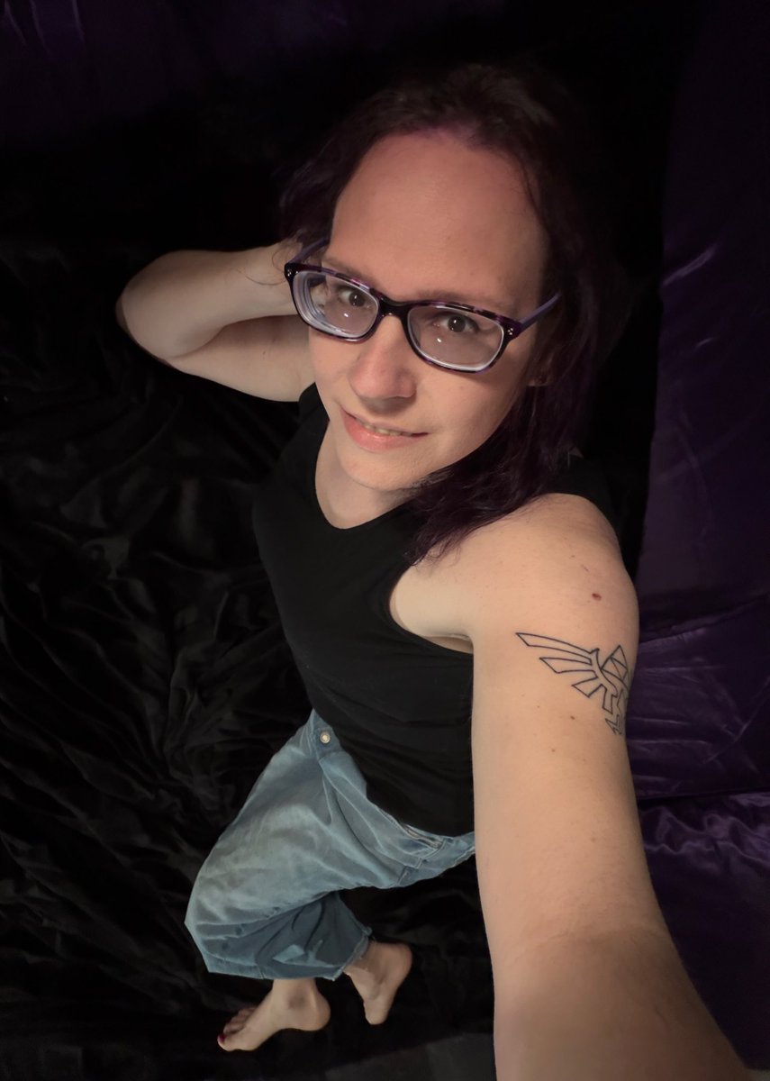 GothikKat tweet media