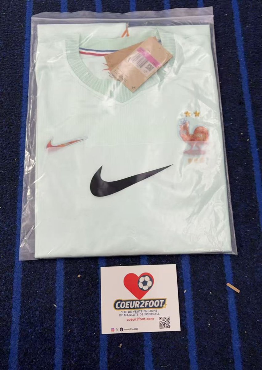 Coeur2foot tweet media