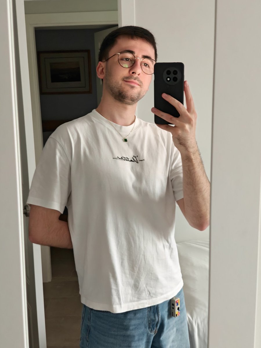 Vir 🥝 tweet media