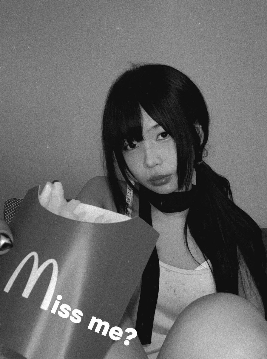 ย่าส์ tweet media