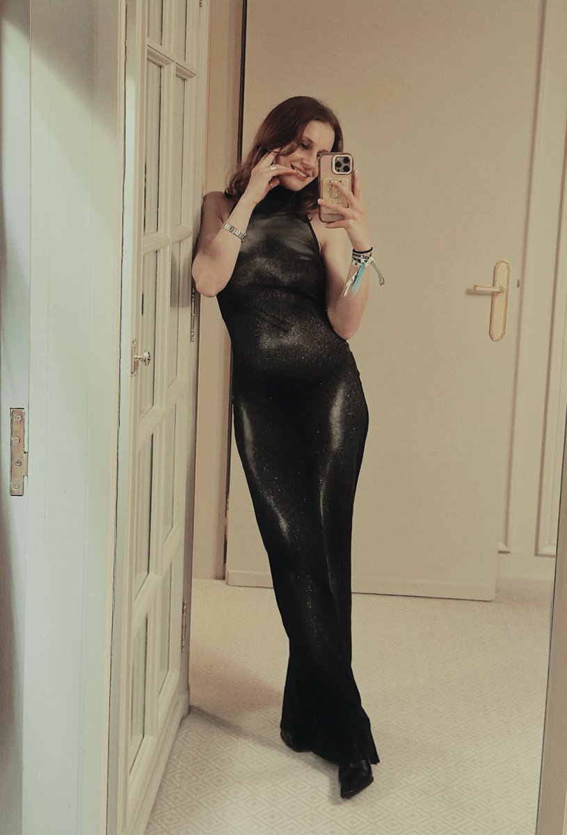 retr0films tweet media