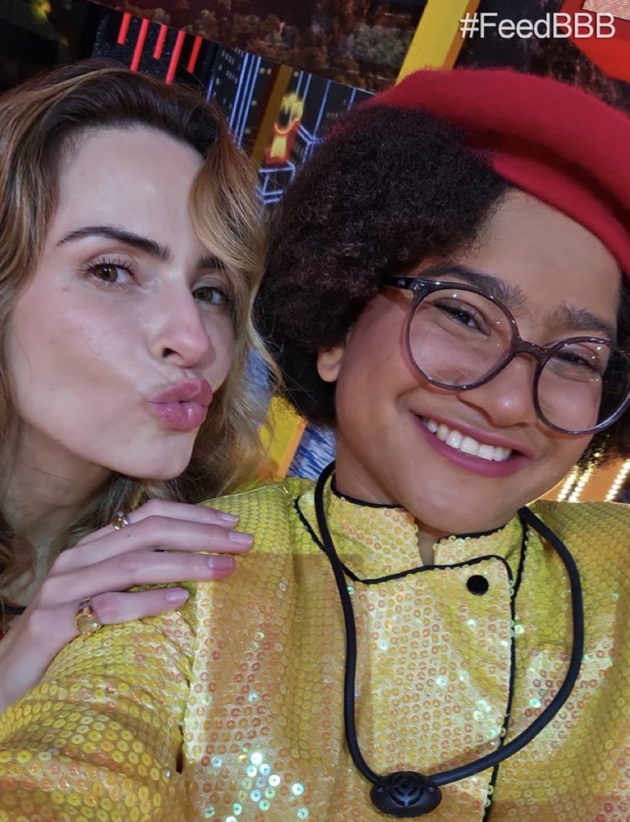 O que Ana Paula está fazendo? tweet media