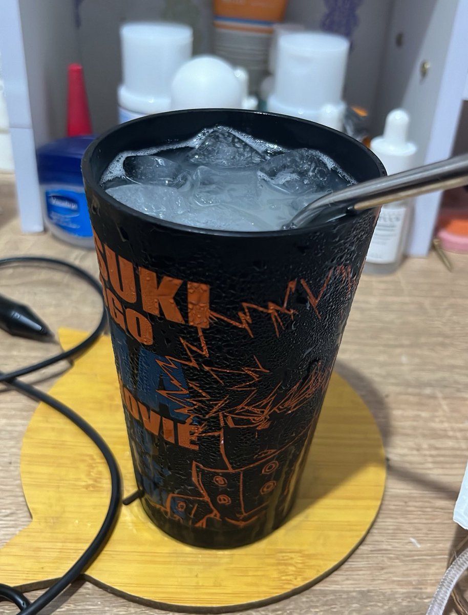 🌒𝕴𝖗𝖔 𝖈𝖍𝖆𝖓☁️ tweet media