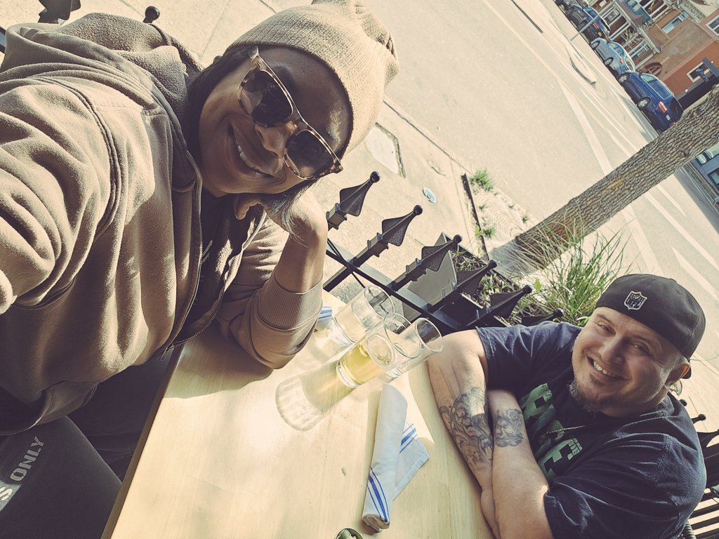 angfresh12's tweet photo. Hubby took me on a date. Day beer?!?! Why not? Ill have the burger please!
#dateyourspouse https://t.co/vlYzXiAH8Y
