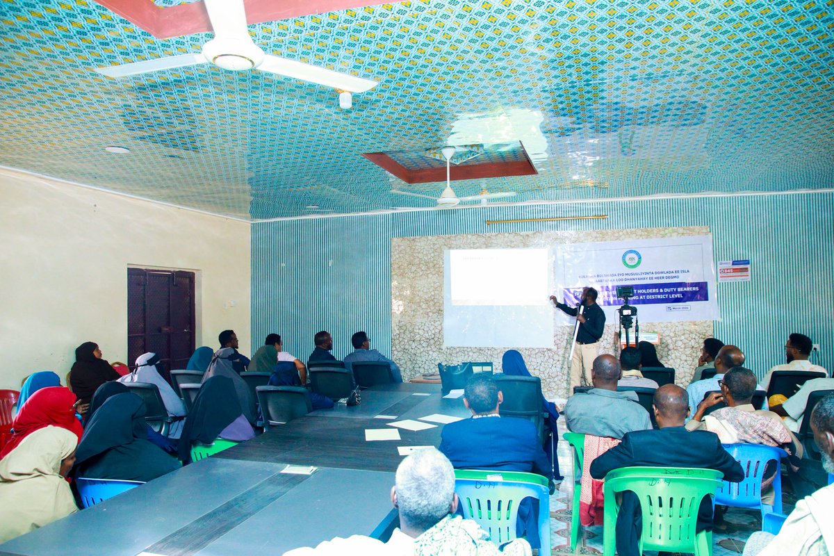 Punsaa_PL's tweet photo. Dangoroyo | March 2026

The Inclusive Social Accountability (ISA) forum brought together right holders & duty bearers to strengthen dialogue, transparency, and joint action at the district level.

The Accountability Committee presented priority community needs — ensuring citizen voices directly shape local planning and service delivery. 

#Puntland #ISA #SocialAccountability #Dangoroyo #LocalGovernance