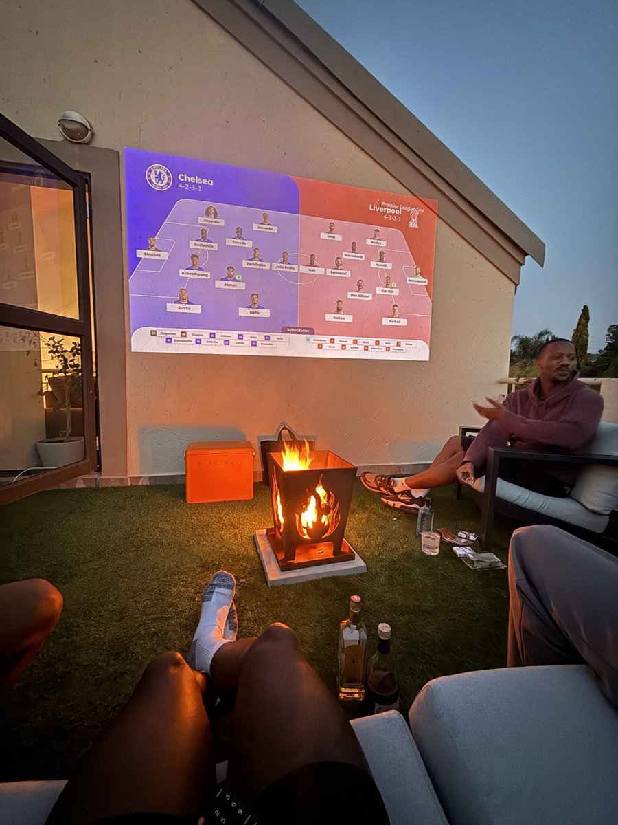 やないてっど™ tweet media