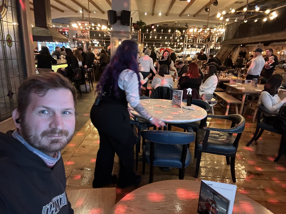 LuckChilled's tweet image. Ok I just stumbled upon this incredible restaurant called Alberts Schloss (Albert’s Castle) near downtown Birmingham. 
It has live music, Czech beer on tap, incredibly looking food, great cocktail bar and polite staff.

#CzechBeer on tap in Birmingham? 👀
I am in love with this
