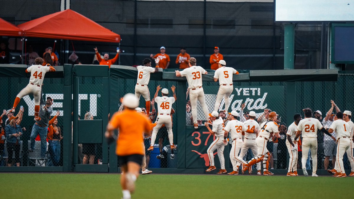 Texas Baseball tweet media
