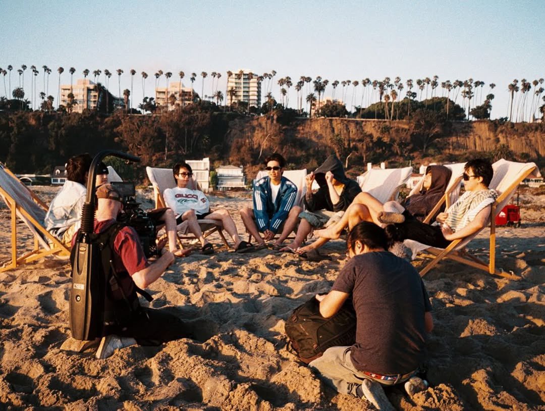 gaby ໑̣ colombrina tweet media