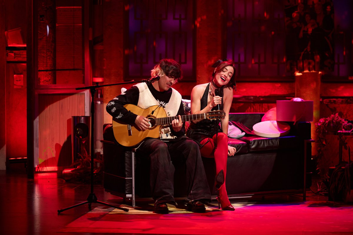 La Revuelta tweet media