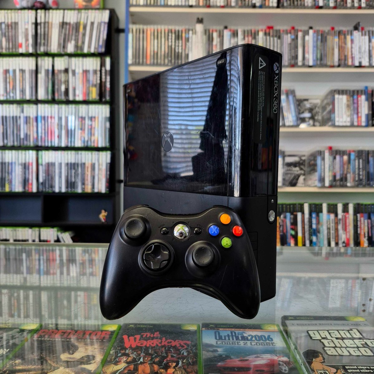 DiscConnection's tweet photo. Xbox 360 in stock!! #DiscConnection https://t.co/bivuZvCeoC