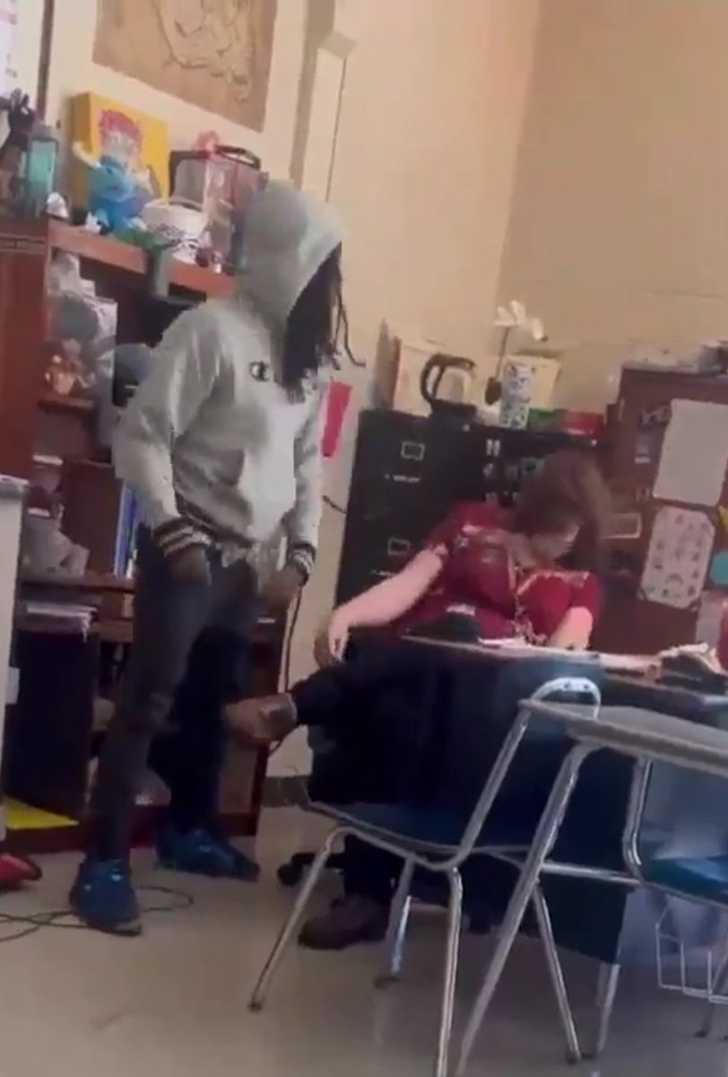 📢 Retard Memes 📣 tweet media