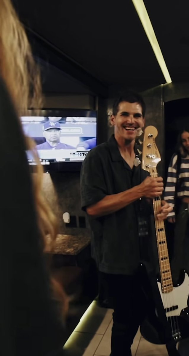 avery 🗡️ mcr nashville + ltl tweet media