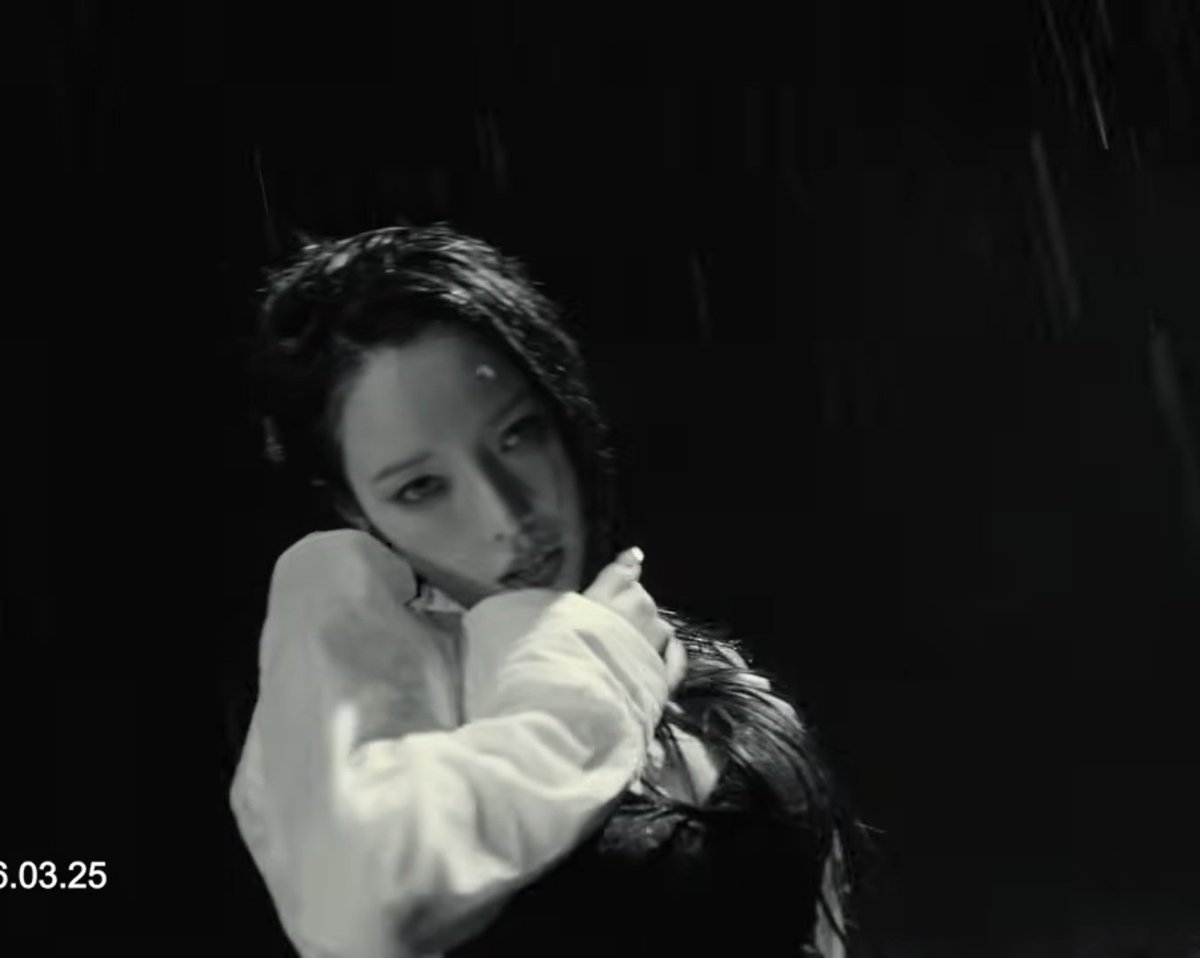 HiddenPGZ's tweet photo. I'M GOING CRAZY 
YOU'RE GOING CRAZY 
WE'RE ALL GOING CRAZY
🔥🔥🔥🔥🥵🥵🥵
#SOMIN #BACKSEAT
#UNVEIL https://t.co/LWm4b10bV0