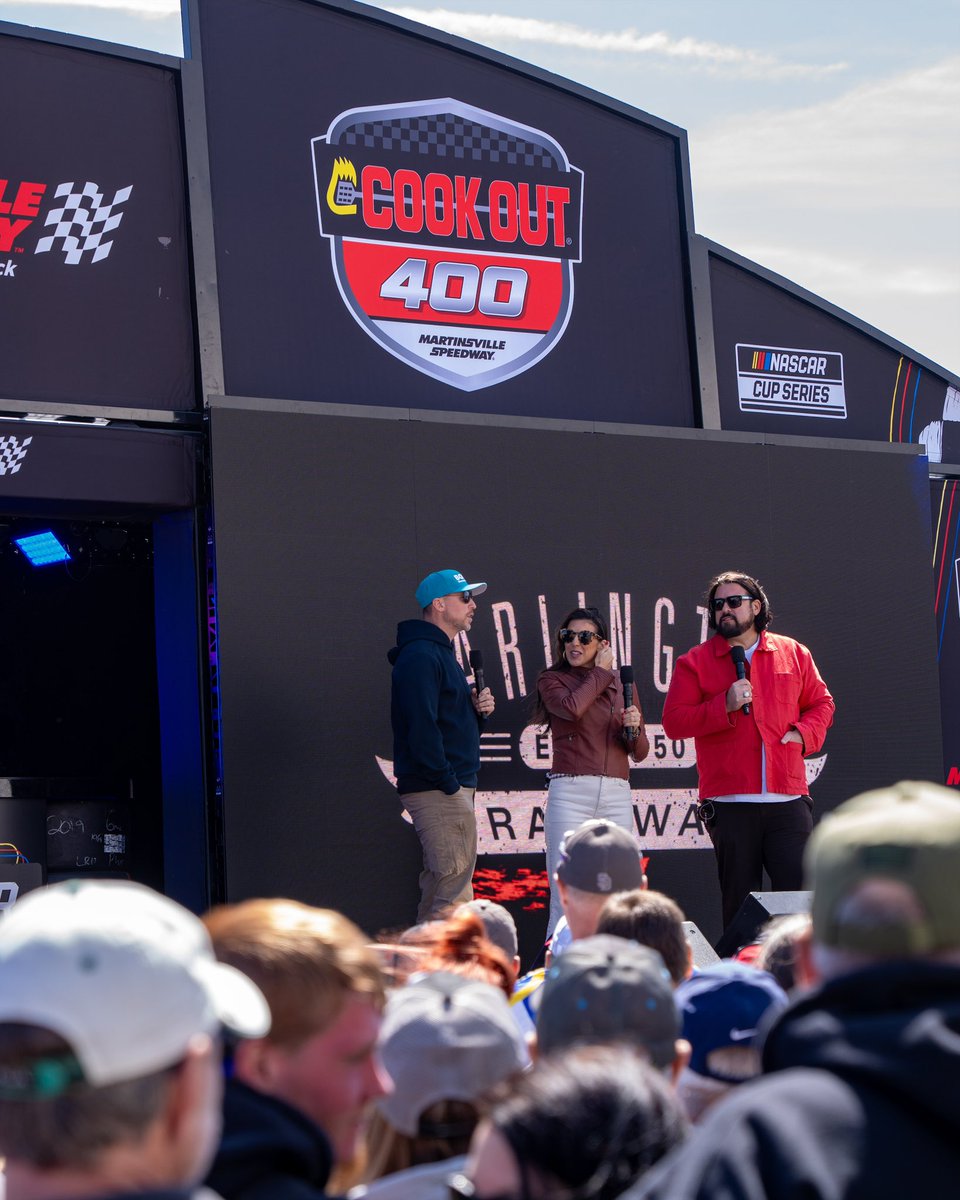 Martinsville Speedway tweet media